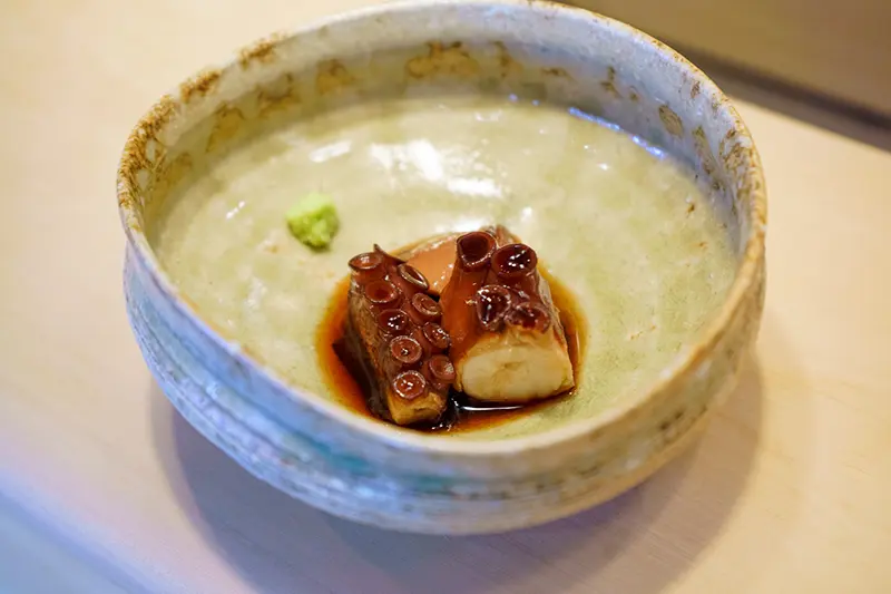 Seasonal dish from the omakase experience at Miura Beverly Hills, an Edomae sushi kappo restaurant in Los Angeles